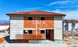 Kuca, Malinska-Dubašnica, Malinska, prodaja, 780000 €, 140 m2