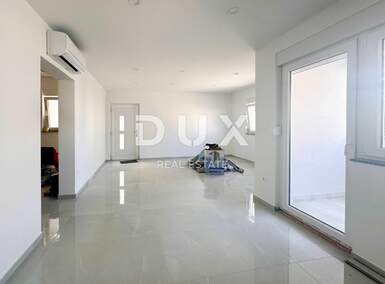 Trosoban stan, Crikvenica, prodaja, 215000 €, 80 m2