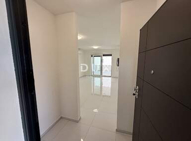 Trosoban stan, Novi Vinodolski, prodaja, 214500 €, 65 m2