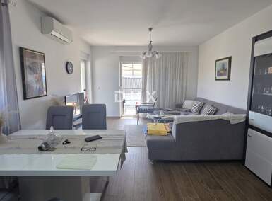 Trosoban stan, Viškovo, prodaja, 280000 €, 76 m2