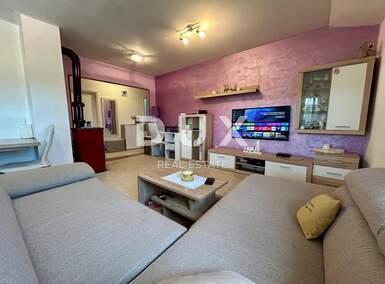 Trosoban stan, Novigrad, prodaja, 260000 €, 64 m2