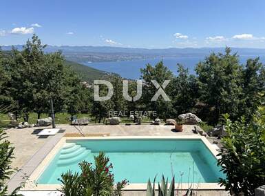 Trosoban stan, Opatija, Dobreć, prodaja, 289000 €, 98 m2