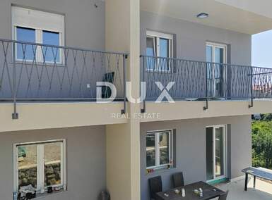 Trosoban stan, Rijeka, Srdoči, prodaja, 240000 €, 76 m2