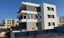 Cetvorosoban stan, Novalja, prodaja, 307000 €, 84 m2