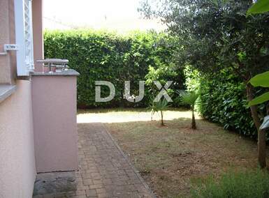 Trosoban stan, Malinska-Dubašnica, Malinska, prodaja, 260000 €, 61 m2