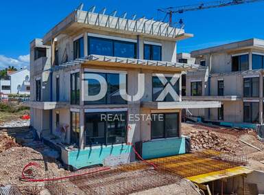 Trosoban stan, Omišalj, Njivice, prodaja, 457600 €, 88 m2