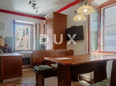 Trosoban stan, Rovinj, prodaja, 450000 €, 45 m2