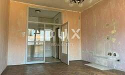 Trosoban stan, Pula, Centar, prodaja, 228000 €, 69 m2