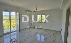 Dvosoban stan, Buzet, prodaja, 143700 €, 53 m2