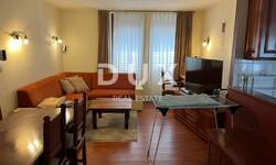 Trosoban stan, Poreč, prodaja, 308000 €, 76 m2