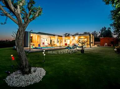 Kuca, Svetvinčenat, prodaja, 625000 €, 181 m2