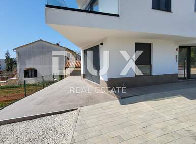 Trosoban stan, Poreč, prodaja, 410000 €, 96 m2