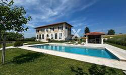 Kuca, Poreč, prodaja, 1690000 €, 282 m2