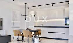 Trosoban stan, Umag, prodaja, 270000 €, 72 m2