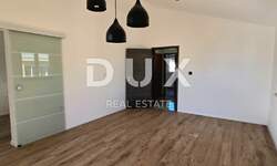 Trosoban stan, Pula, Valdebek, prodaja, 220000 €, 59 m2