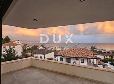 Cetvorosoban stan, Opatija, Ičići, najam, 3500 €, 150 m2