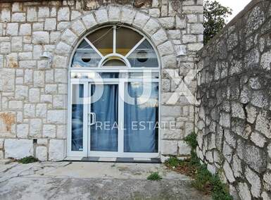 Poslovni prostor, Rijeka, Bulevard, prodaja, 99000 €, 26 m2