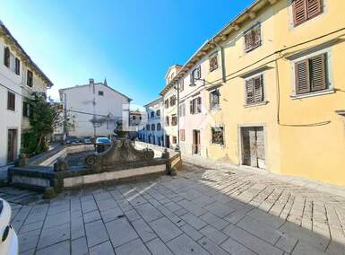 Kuca, Buzet, prodaja, 163000 €, 110 m2