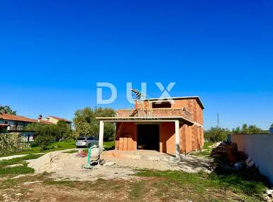 Kuca, Umag, prodaja, 270000 €, 172 m2