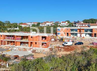 Kuca, Krk, prodaja, 650000 €, 158 m2