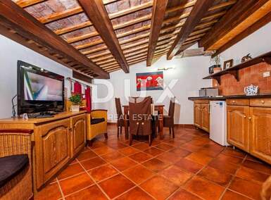 Dvosoban stan, Rovinj, prodaja, 234000 €, 39 m2