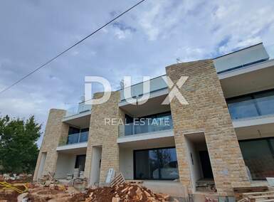 Cetvorosoban stan, Umag, Zambratija, prodaja, 450000 €, 121 m2