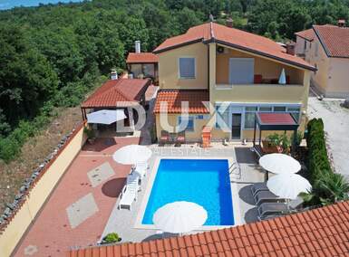 Kuca, Poreč, prodaja, 700000 €, 280 m2