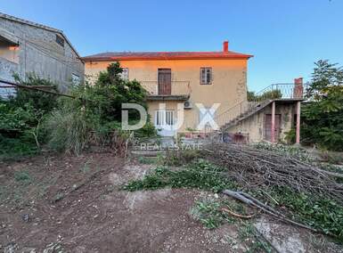 Kuca, Privlaka, prodaja, 450000 €, 350 m2