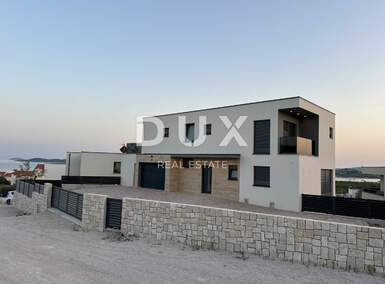 Kuca, Vodice, prodaja, 1150000 €, 366 m2