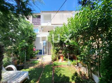 Trosoban stan, Novigrad, prodaja, 186000 €, 55 m2