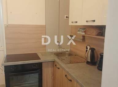 Stan, Pula, Centar, prodaja, 260000 €, 104 m2