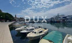 Poslovni prostor, Krk, najam, 1200 €, 23 m2