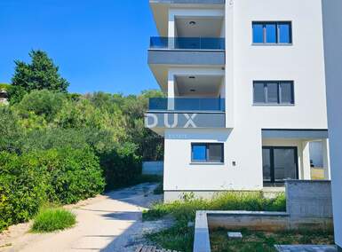 Trosoban stan, Rab, Banjol, prodaja, 488000 €, 90 m2