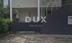 Trosoban stan, Krk, prodaja, 291000 €, 56 m2