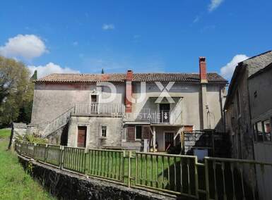 Kuca, Žminj, Cere, prodaja, 200000 €, 267 m2