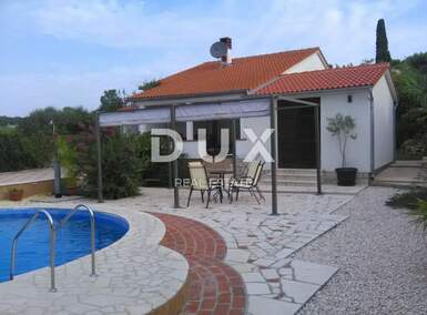 Kuca, Pula, Monteserpo - Komunal, prodaja, 446000 €, 138 m2