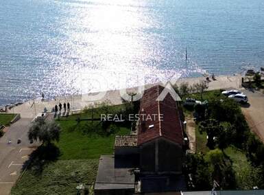 Kuca, Novigrad, prodaja, 728000 €, 196 m2