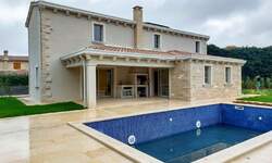 Kuca, Barban, prodaja, 650000 €, 198 m2