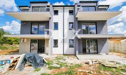 Trosoban stan, Poreč, prodaja, 215000 €, 69 m2