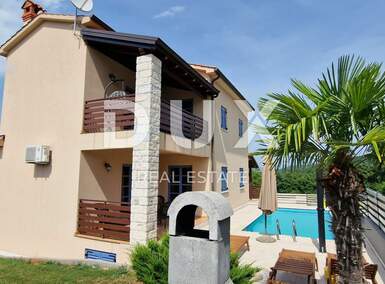 Kuca, Pazin, Stari Pazin, prodaja, 500000 €, 280 m2