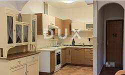 Trosoban stan, Rovinj, prodaja, 312000 €, 62 m2