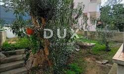 Cetvorosoban stan, Novalja, prodaja, 170000 €, 116 m2