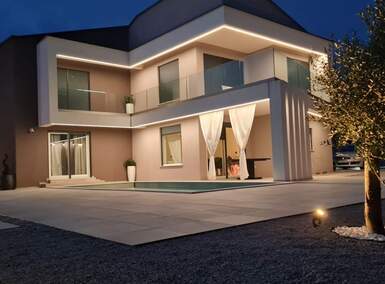 Kuca, Vrbnik, Garica, prodaja, 695000 €, 180 m2