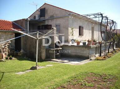 Kuca, Krk, prodaja, 1500000 €, 190 m2
