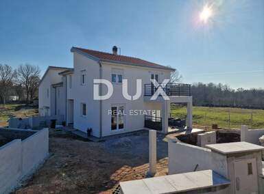 Kuca, Poreč, Bonaci, prodaja, 885000 €, 380 m2