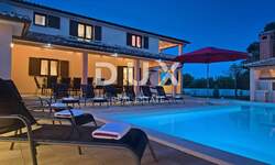 Kuca, Barban, prodaja, 850000 €, 300 m2