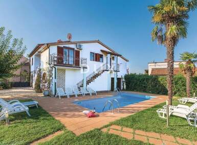 Kuca, Poreč, prodaja, 705500 €, 300 m2