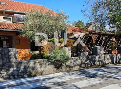 Kuca, Buzet, Roč, prodaja, 329000 €, 550 m2