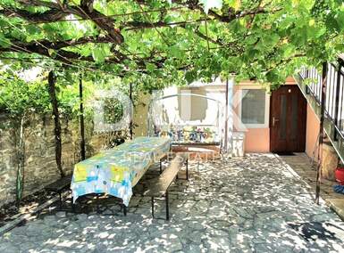 Kuca, Ližnjan, prodaja, 399000 €, 256 m2