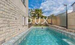 Kuca, Malinska-Dubašnica, Malinska, prodaja, 1200000 €, 400 m2